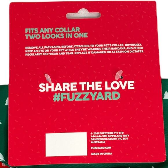 FuzzYard Christmas Trees & Gingerbread Men Reversible Bandana Red Green Size M/L - Picture 7 of 8